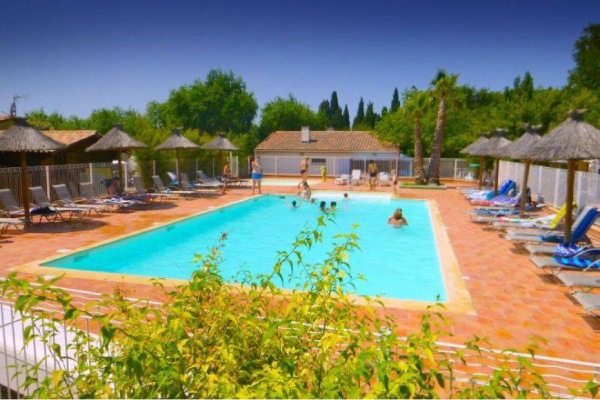 camping Carcassonne avec piscine